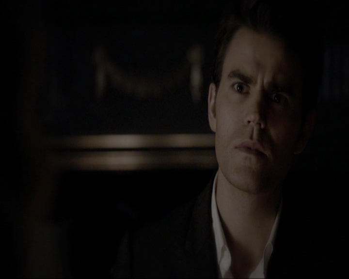 VampireDiariesWorld-dot-nl_7x11ThingsWeLostInTheFire0490.jpg