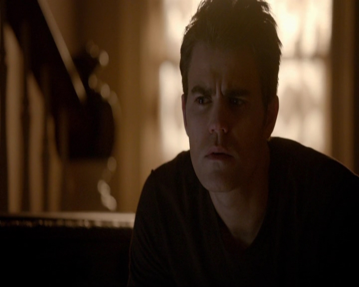 VampireDiariesWorld-dot-nl_7x11ThingsWeLostInTheFire0519.jpg