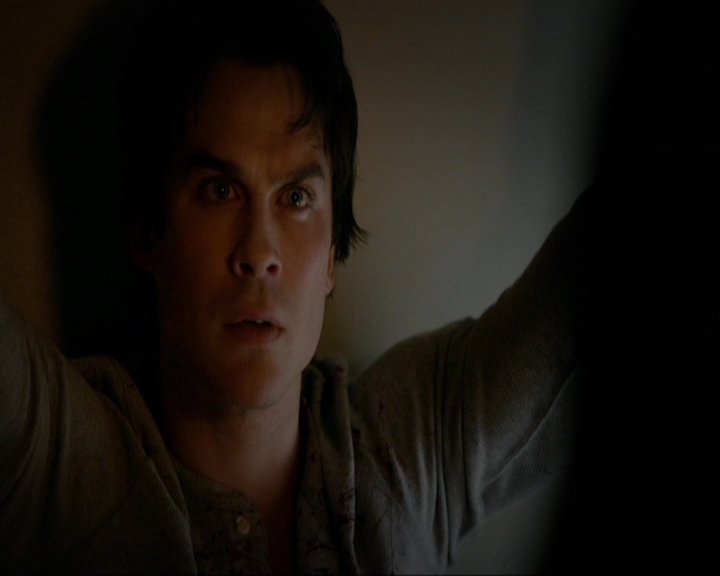 VampireDiariesWorld-dot-nl_7x11ThingsWeLostInTheFire0539.jpg