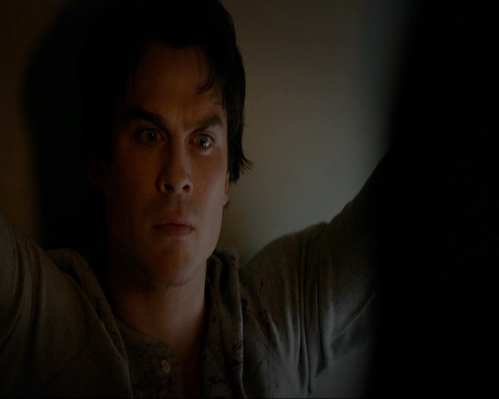 VampireDiariesWorld-dot-nl_7x11ThingsWeLostInTheFire0540.jpg