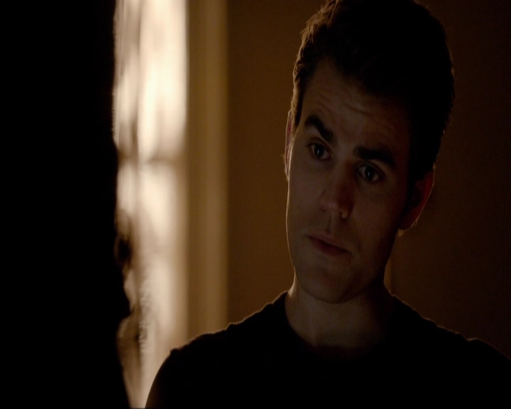 VampireDiariesWorld-dot-nl_7x11ThingsWeLostInTheFire0541.jpg