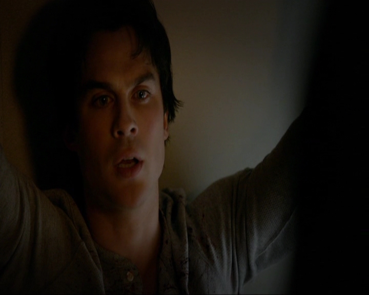 VampireDiariesWorld-dot-nl_7x11ThingsWeLostInTheFire0546.jpg