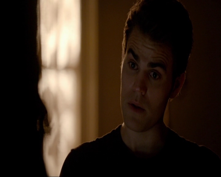 VampireDiariesWorld-dot-nl_7x11ThingsWeLostInTheFire0550.jpg