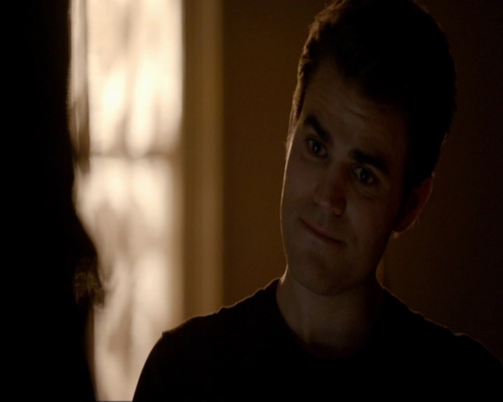 VampireDiariesWorld-dot-nl_7x11ThingsWeLostInTheFire0551.jpg