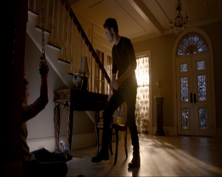 VampireDiariesWorld-dot-nl_7x11ThingsWeLostInTheFire0552.jpg