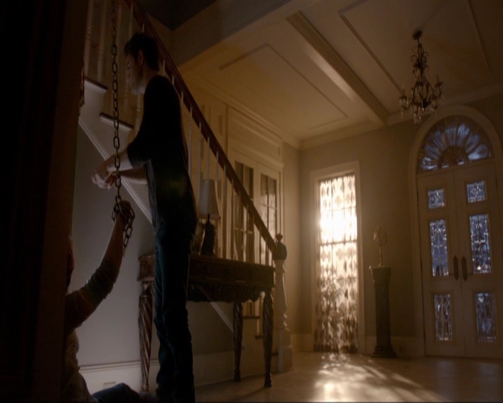 VampireDiariesWorld-dot-nl_7x11ThingsWeLostInTheFire0568.jpg