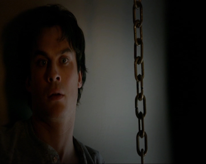 VampireDiariesWorld-dot-nl_7x11ThingsWeLostInTheFire0577.jpg