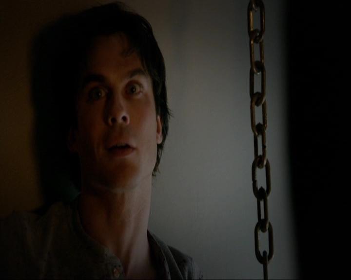 VampireDiariesWorld-dot-nl_7x11ThingsWeLostInTheFire0578.jpg