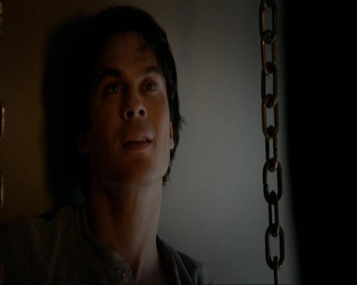 VampireDiariesWorld-dot-nl_7x11ThingsWeLostInTheFire0579.jpg