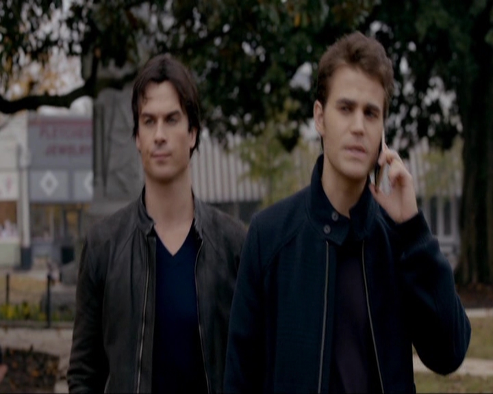 VampireDiariesWorld-dot-nl_7x11ThingsWeLostInTheFire0593.jpg