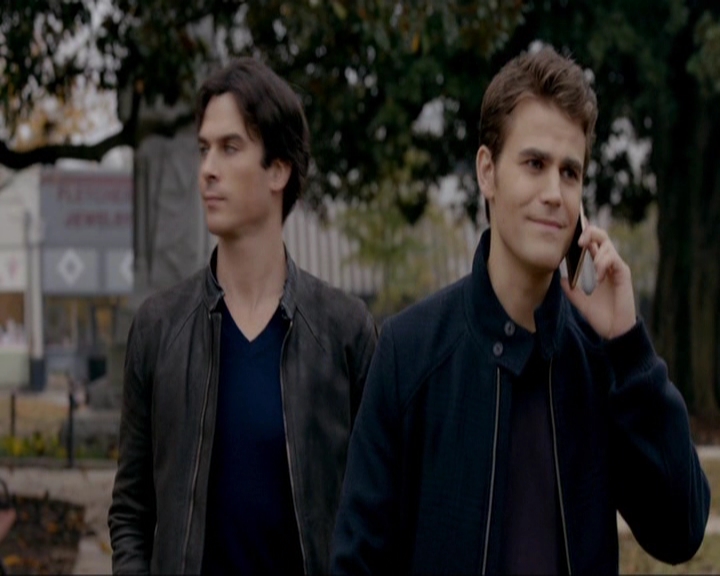 VampireDiariesWorld-dot-nl_7x11ThingsWeLostInTheFire0594.jpg