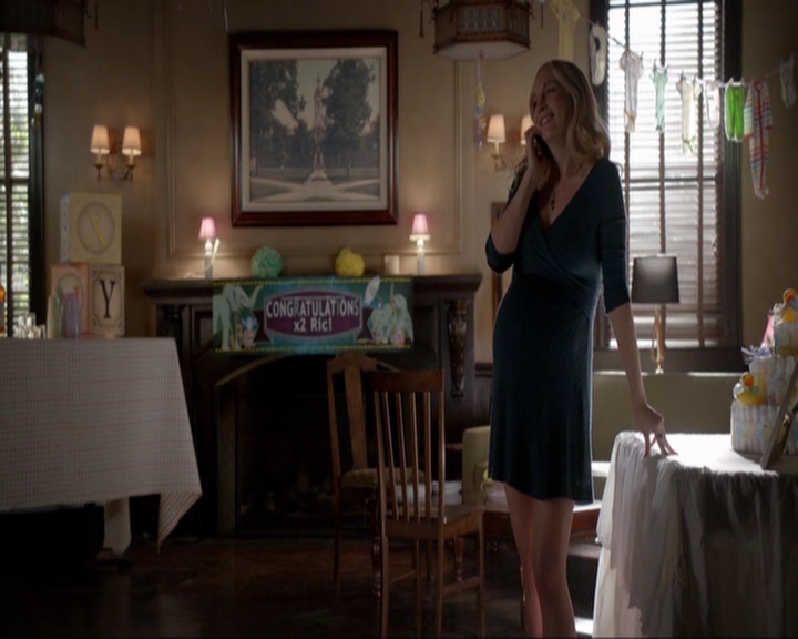 VampireDiariesWorld-dot-nl_7x11ThingsWeLostInTheFire0609.jpg