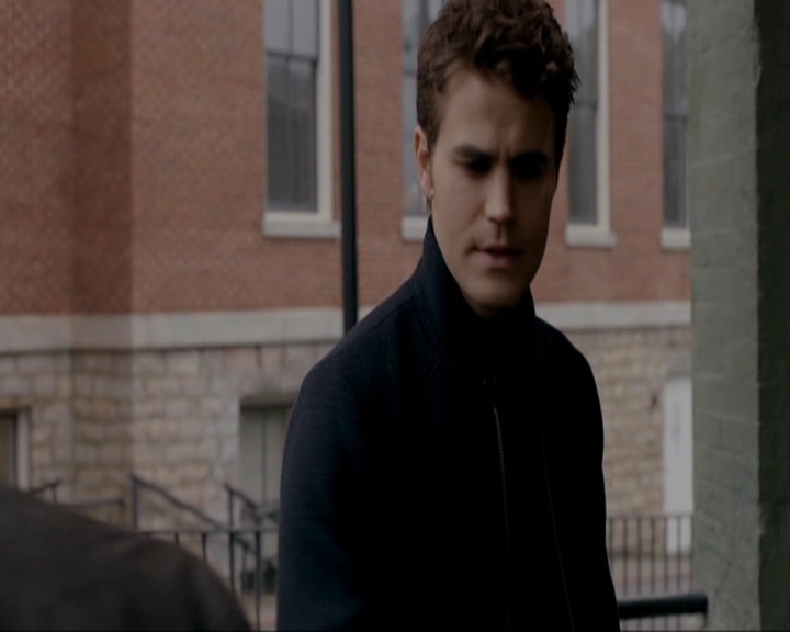 VampireDiariesWorld-dot-nl_7x11ThingsWeLostInTheFire0624.jpg