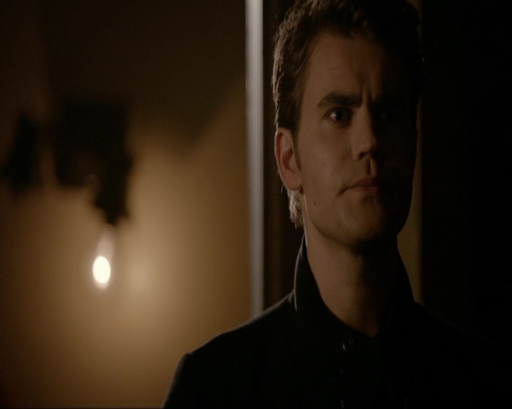 VampireDiariesWorld-dot-nl_7x11ThingsWeLostInTheFire0636.jpg