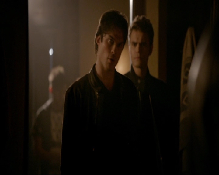 VampireDiariesWorld-dot-nl_7x11ThingsWeLostInTheFire0650.jpg