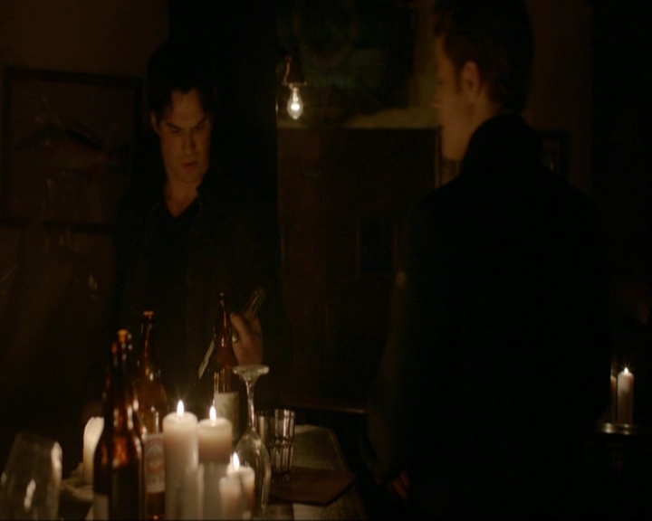 VampireDiariesWorld-dot-nl_7x11ThingsWeLostInTheFire0660.jpg