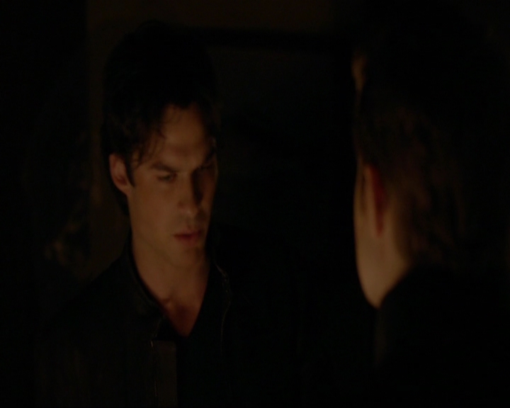 VampireDiariesWorld-dot-nl_7x11ThingsWeLostInTheFire0664.jpg