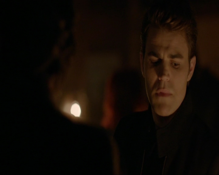 VampireDiariesWorld-dot-nl_7x11ThingsWeLostInTheFire0667.jpg