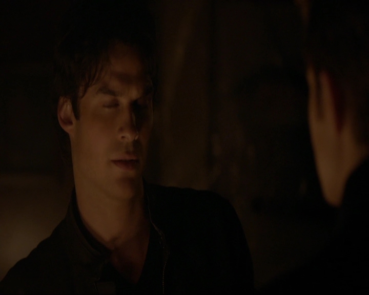 VampireDiariesWorld-dot-nl_7x11ThingsWeLostInTheFire0675.jpg