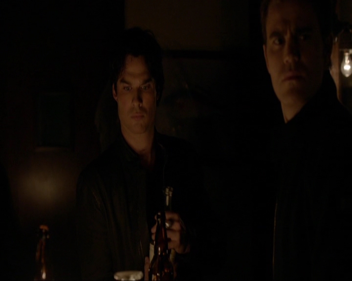 VampireDiariesWorld-dot-nl_7x11ThingsWeLostInTheFire0683.jpg