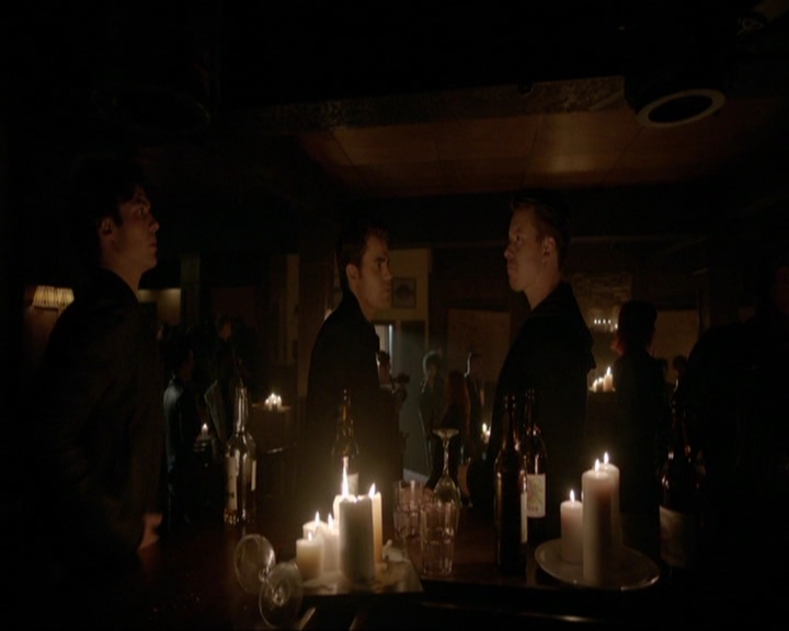 VampireDiariesWorld-dot-nl_7x11ThingsWeLostInTheFire0694.jpg