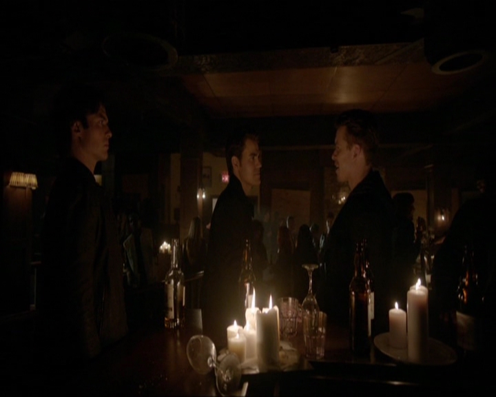 VampireDiariesWorld-dot-nl_7x11ThingsWeLostInTheFire0701.jpg