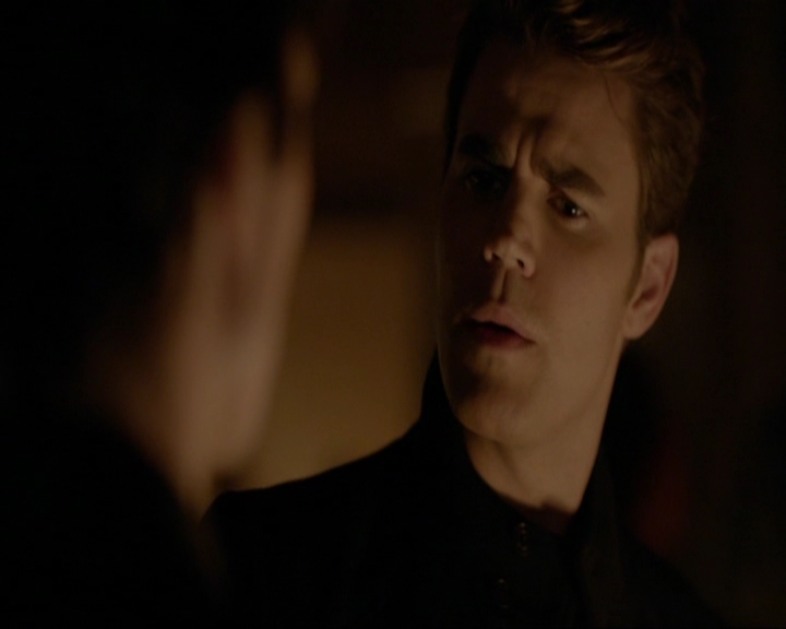 VampireDiariesWorld-dot-nl_7x11ThingsWeLostInTheFire0708.jpg