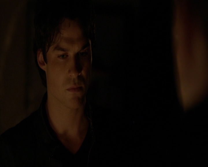 VampireDiariesWorld-dot-nl_7x11ThingsWeLostInTheFire0711.jpg