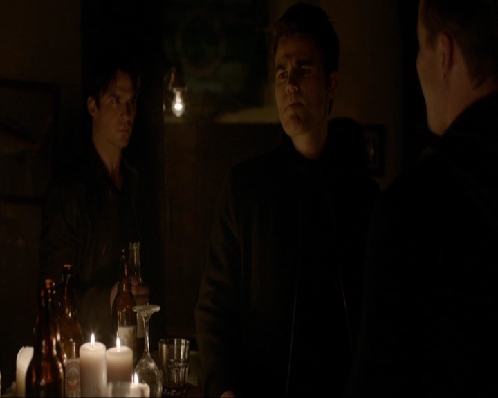 VampireDiariesWorld-dot-nl_7x11ThingsWeLostInTheFire0723.jpg