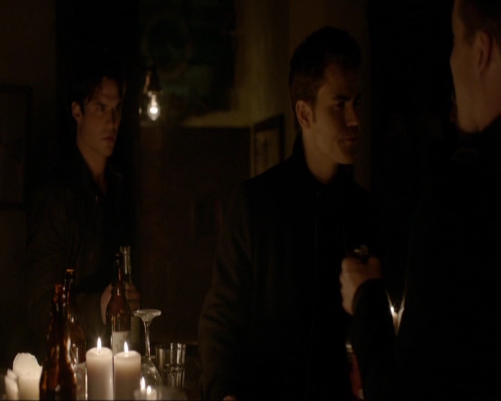 VampireDiariesWorld-dot-nl_7x11ThingsWeLostInTheFire0728.jpg