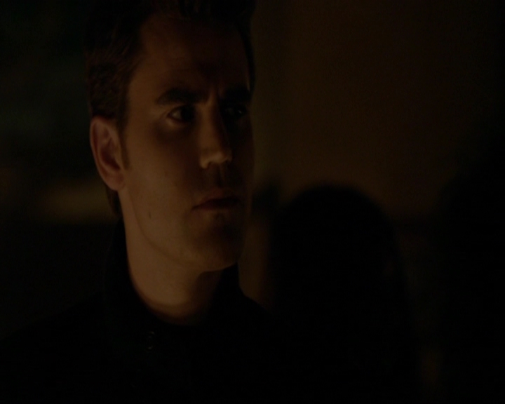 VampireDiariesWorld-dot-nl_7x11ThingsWeLostInTheFire0741.jpg