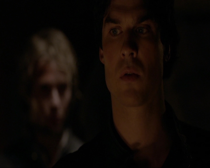 VampireDiariesWorld-dot-nl_7x11ThingsWeLostInTheFire0742.jpg