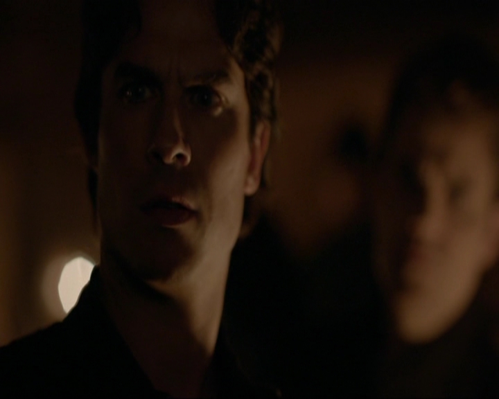 VampireDiariesWorld-dot-nl_7x11ThingsWeLostInTheFire0748.jpg