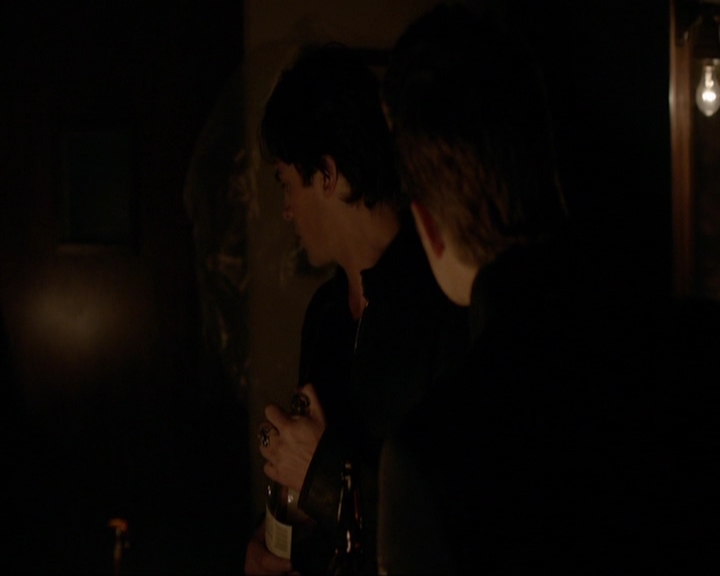 VampireDiariesWorld-dot-nl_7x11ThingsWeLostInTheFire0752.jpg