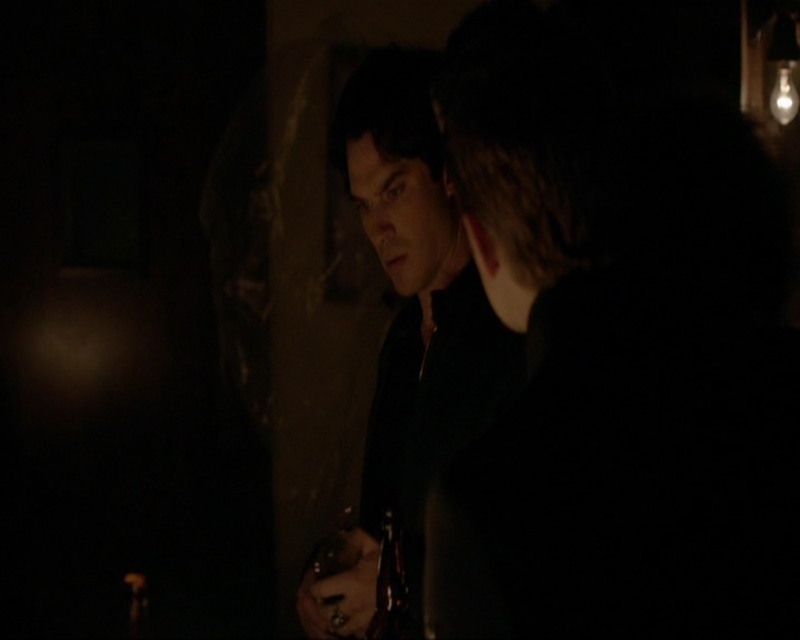 VampireDiariesWorld-dot-nl_7x11ThingsWeLostInTheFire0753.jpg