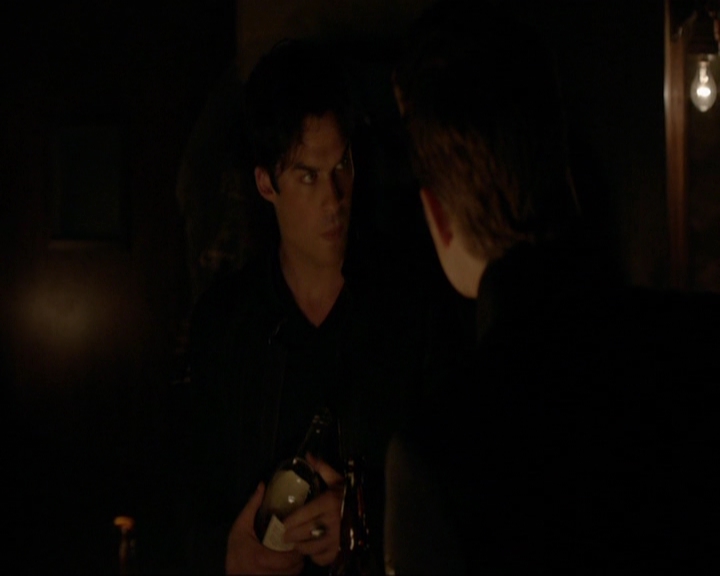 VampireDiariesWorld-dot-nl_7x11ThingsWeLostInTheFire0754.jpg