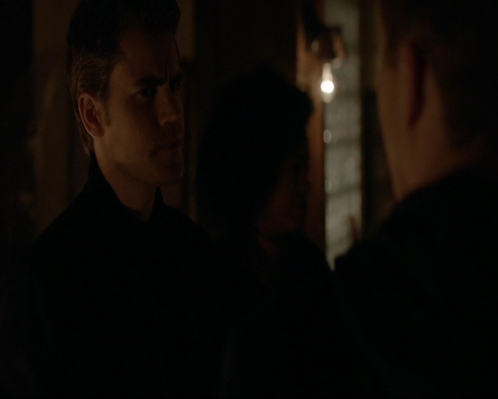 VampireDiariesWorld-dot-nl_7x11ThingsWeLostInTheFire0769.jpg