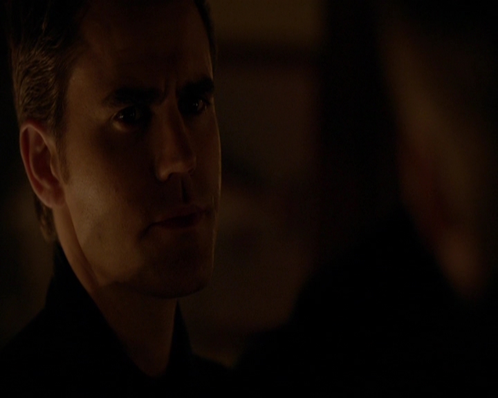 VampireDiariesWorld-dot-nl_7x11ThingsWeLostInTheFire0779.jpg