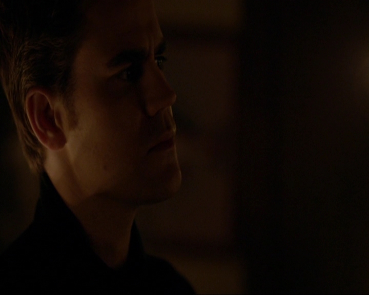 VampireDiariesWorld-dot-nl_7x11ThingsWeLostInTheFire0783.jpg