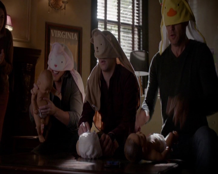 VampireDiariesWorld-dot-nl_7x11ThingsWeLostInTheFire0802.jpg