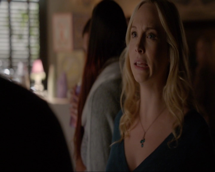 VampireDiariesWorld-dot-nl_7x11ThingsWeLostInTheFire0849.jpg