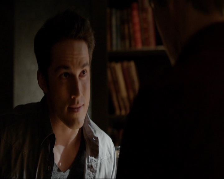 VampireDiariesWorld-dot-nl_7x11ThingsWeLostInTheFire0894.jpg