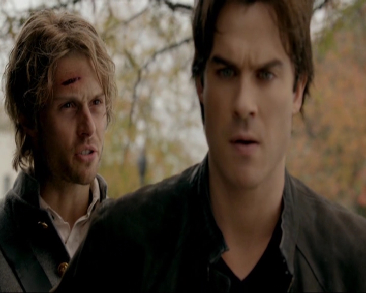 VampireDiariesWorld-dot-nl_7x11ThingsWeLostInTheFire0949.jpg