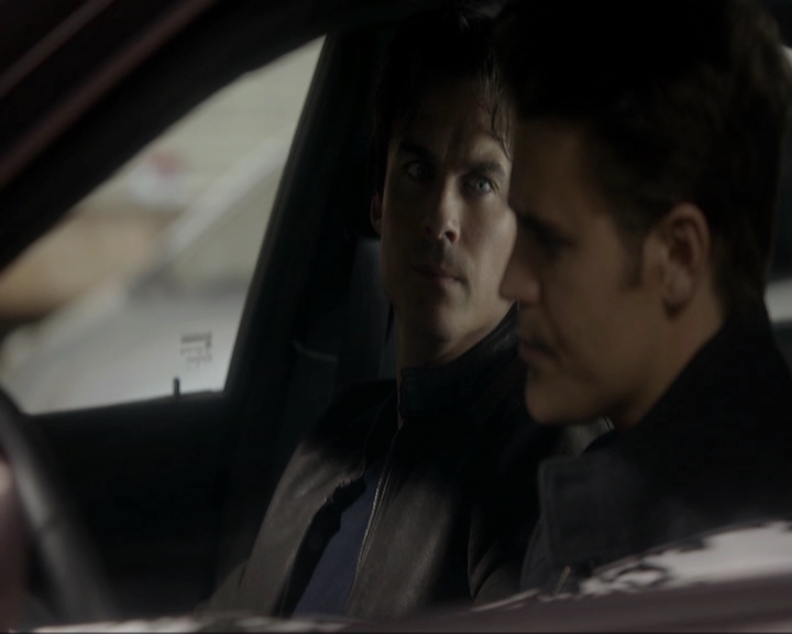 VampireDiariesWorld-dot-nl_7x11ThingsWeLostInTheFire1083.jpg