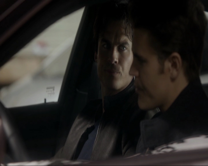 VampireDiariesWorld-dot-nl_7x11ThingsWeLostInTheFire1084.jpg