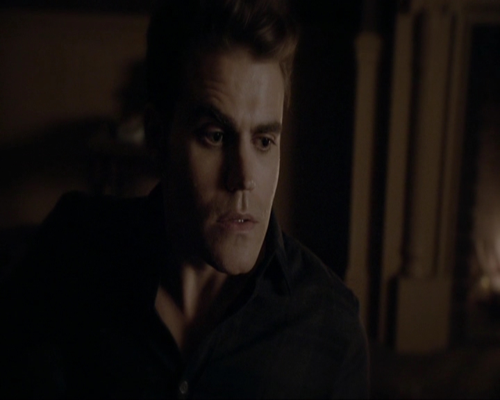 VampireDiariesWorld-dot-nl_7x11ThingsWeLostInTheFire1095.jpg