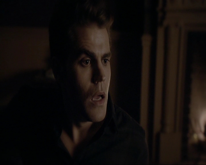 VampireDiariesWorld-dot-nl_7x11ThingsWeLostInTheFire1099.jpg