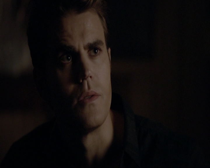 VampireDiariesWorld-dot-nl_7x11ThingsWeLostInTheFire1109.jpg