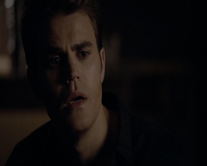 VampireDiariesWorld-dot-nl_7x11ThingsWeLostInTheFire1113.jpg