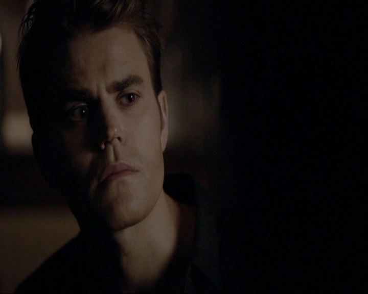 VampireDiariesWorld-dot-nl_7x11ThingsWeLostInTheFire1117.jpg